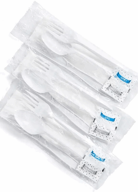 Cutlery Kit 6-in-1 PP – White Medium-Weight (2.5 g) Fork, Knife, Spoon + Napkin, Salt & Pepper (500/Case)